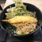 名代 箱根そば - 料理写真:ふぐ天と春菊天そば