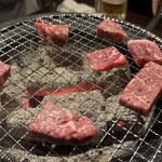肉酒場 ぼん - 炭火で炙っていきます！