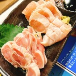 焼鶏 誠 - お造り　ももむねおまけササミ