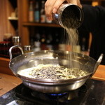 もつ藤 - 胡麻大量投入☆