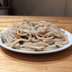 石の家 - 名物焼きそば