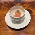 馳走西健一 - 桃薫(苺) 自家製フロマージュブラン