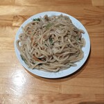 石の家 - 焼きそばは太く短い
