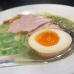 中華蕎麦 無冠 - 特製牡蠣塩ラーメン