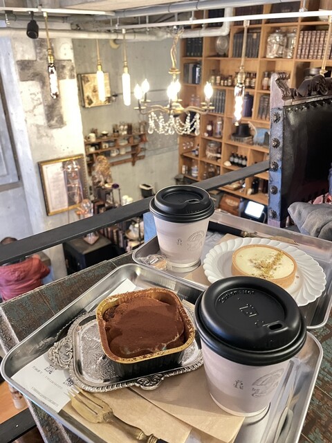 Rapport antique cafe （ラポール アンティーク カフェ） - 早稲田