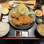 嬉嬉豚 とんかつ 「君に、揚げる。」(極) - 全貌