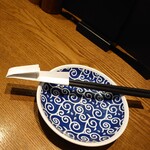 う成ル - 箸袋がおみくじになっちょりマス