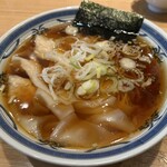 つじ田 - 料理写真:朝ラー専用ワンタン中華そば。
