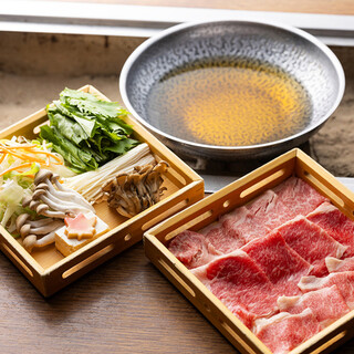 六白黒豚をしゃぶしゃぶで。一頭買い専門店が贈る究極の旨味