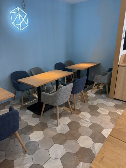 Z/X COFFEE 新栄店 （ゼクス コーヒー）のご予約 - 新栄町/カフェ