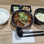みつ葉 - もつ煮込みうどん定食ハーフ