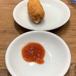 MADE IN JAPAN かにチャーハンの店 - 蟹クリームコロッケ