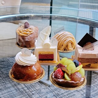 カフェ&ダイニング イースト_0