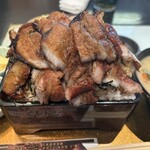 炭火串焼物語 SAKE - 金賞相模豚重定食（肉増し+ライス大盛り）
