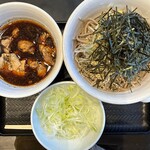 なぜ蕎麦にラー油を入れるのか。 - 料理写真: