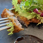 キノシタ - バルサミコ酢ベースのソースで頂きます