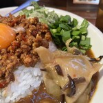 有楽町GYOZA待合室 - 