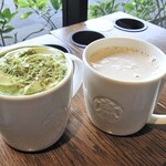 スターバックスコーヒー - ドリンク写真:玉露抹茶 ラテ（ホット・トール）（左）＆ ほうじ茶＆クラシックティーラテ（ホット・トール）