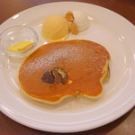 珈琲館 - 料理写真:和栗クリームの焼き栗ホットケーキ≪543kcal≫(1枚:\590、2014年11月)