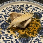 イチリン ハナレ - クエの蒸し物