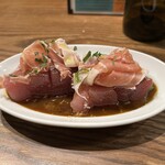 To - マグロと生ハム