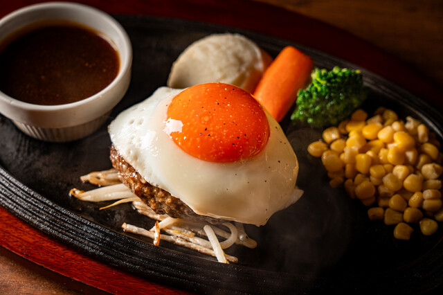 ミート矢澤 五反田本店 （ミートヤザワ） - 五反田/ハンバーグ | 食べログ