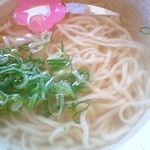 Ume No Kura - かけうどん（稲庭うどんの細麺です）