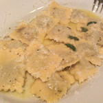 TRATTORIA AL SODO  - ポルチーニのラビオリ