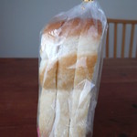 あこべる - 天然酵母の山食パンハーフ194円