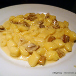 holy - 自家製ニョッキはポルチーニのバタークリームソース