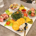 ツマンデ呑める みやこパーラー ハイサイ! - 前菜盛り合わせ