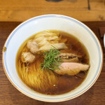 Ramen FeeL - FeeLThe雲呑醤油らぁ麺¥2050