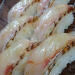 駅前漁港 - のど黒握り