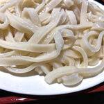 喜多一 - 食べてみると、モチモチツルツルとコシがあり、喉越しも良いですよ。