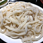 喜多一 - うどんの量は茹で上げの状態で350グラム。