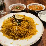 パンジャビ ダバ - セットの全容（写ってないけどグリーンサラダもある）