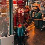 ラッキーピエロ - 内観