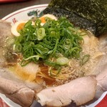 魁力屋 - 京都背脂醤油ラーメン全部のせ