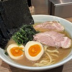 横浜ラーメン 渡来武 - 