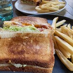 プティ パルク - グリルドハムエッグチーズサンド