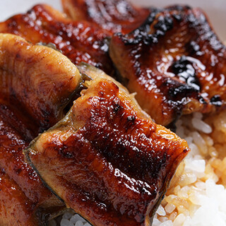 Our secret sauce, perfected over the years since our founding, and our commitment to quality rice and Sichuan pepper.