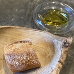 RESTAURANT SALT - パン（cimai）