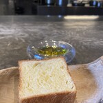 RESTAURANT SALT - パン（自家製）