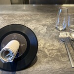 RESTAURANT SALT - テーブルセッティング