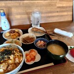 カタヤマ - 親子丼ランチ定食