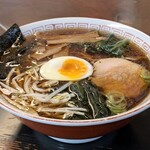 福助 - ラーメン　800円