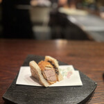 北新地　串かつ凡 - マグロカツサンド