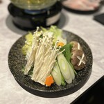 生つくねと秘伝しゃぶしゃぶ 田 - 