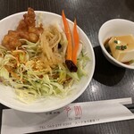 토셰 카이힌마쿠하리점 - サラダバー