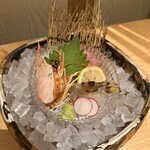 対馬のどぐろとイカ活き造り 博多 魚蔵 - 